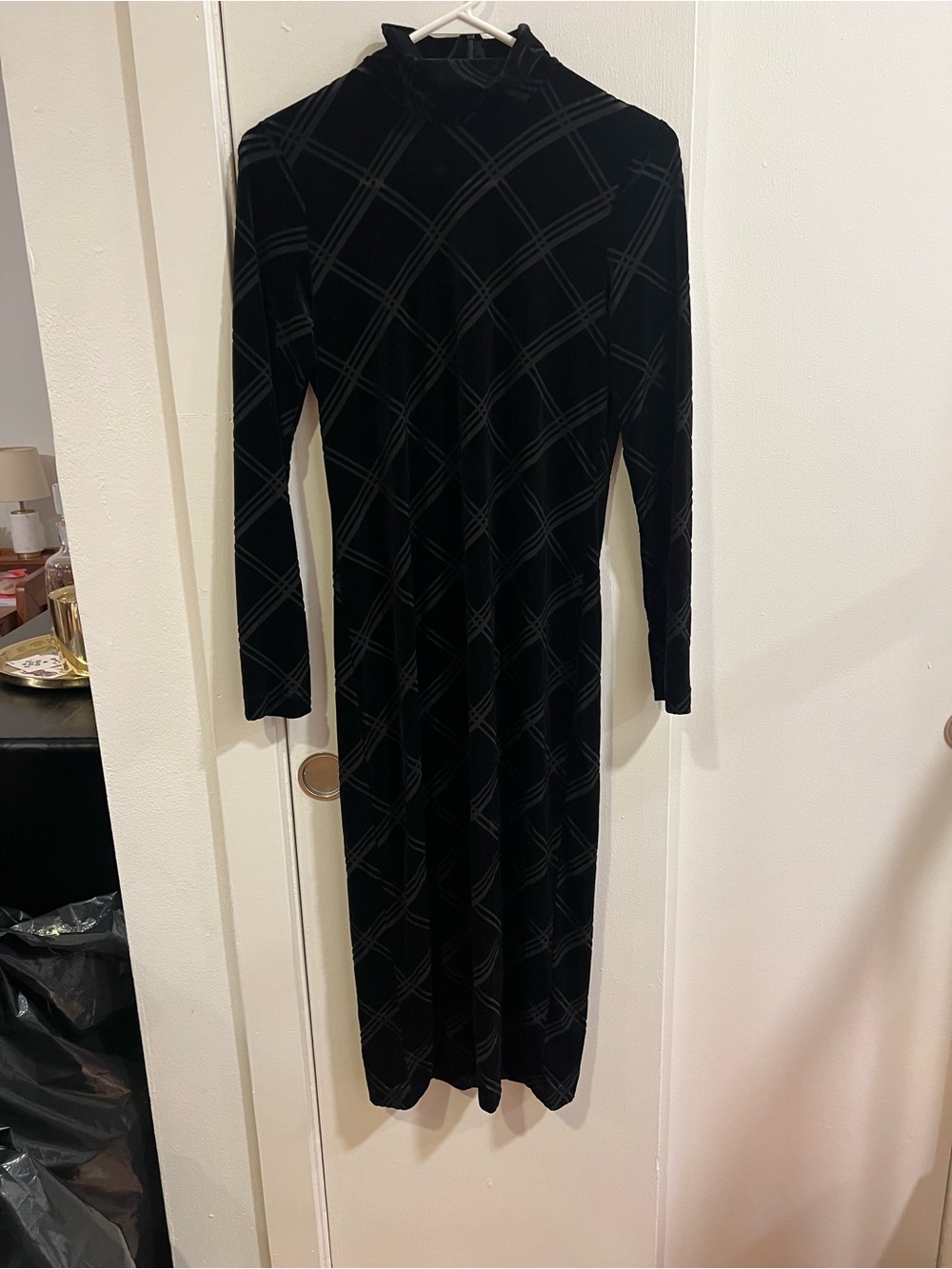 Club Monaco Black Velvet Long-Sleeve Mock Neck MIDI Dress